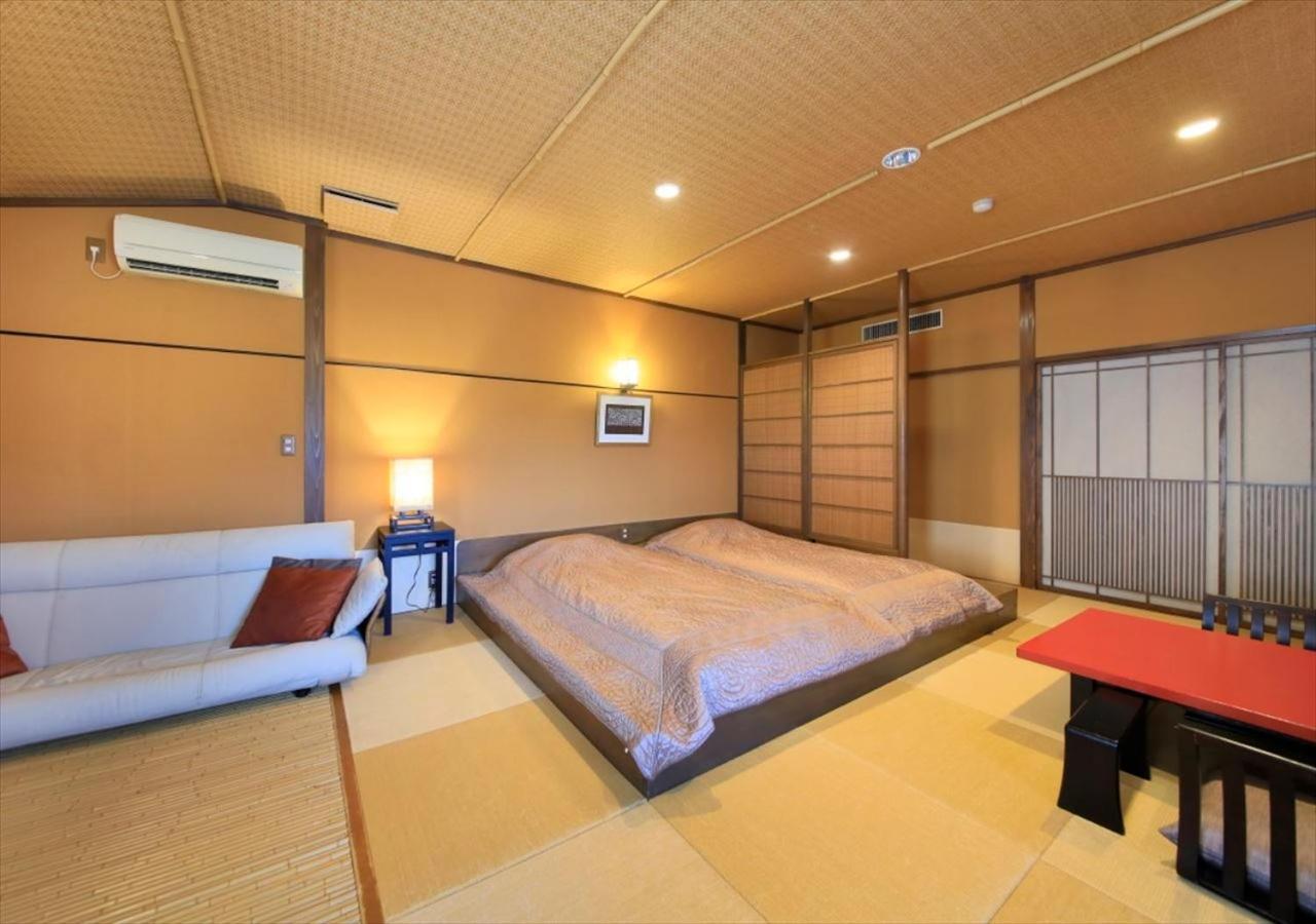 Saikatei Jidaiya Hotel Kaminojama Szoba fotó